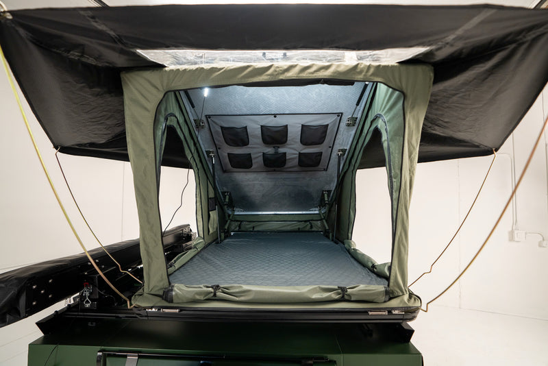 Load image into Gallery viewer, Koru Stratos - Roof Top Tent (SRTT)
